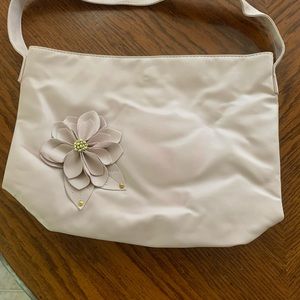 Light pink bag with flower